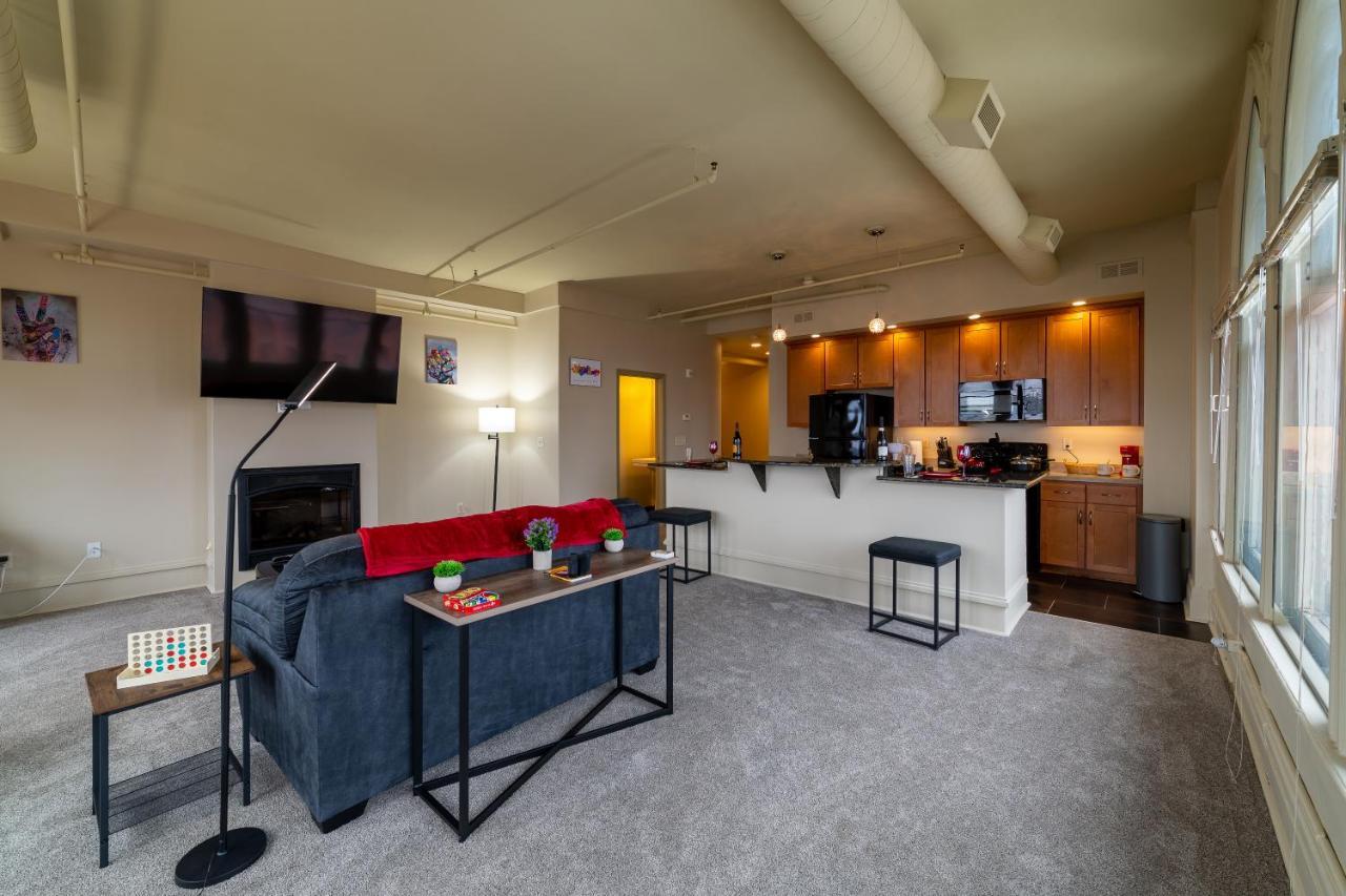로체스터 King Bed W/ Panoramic Views Of Dt! 아파트 외부 사진